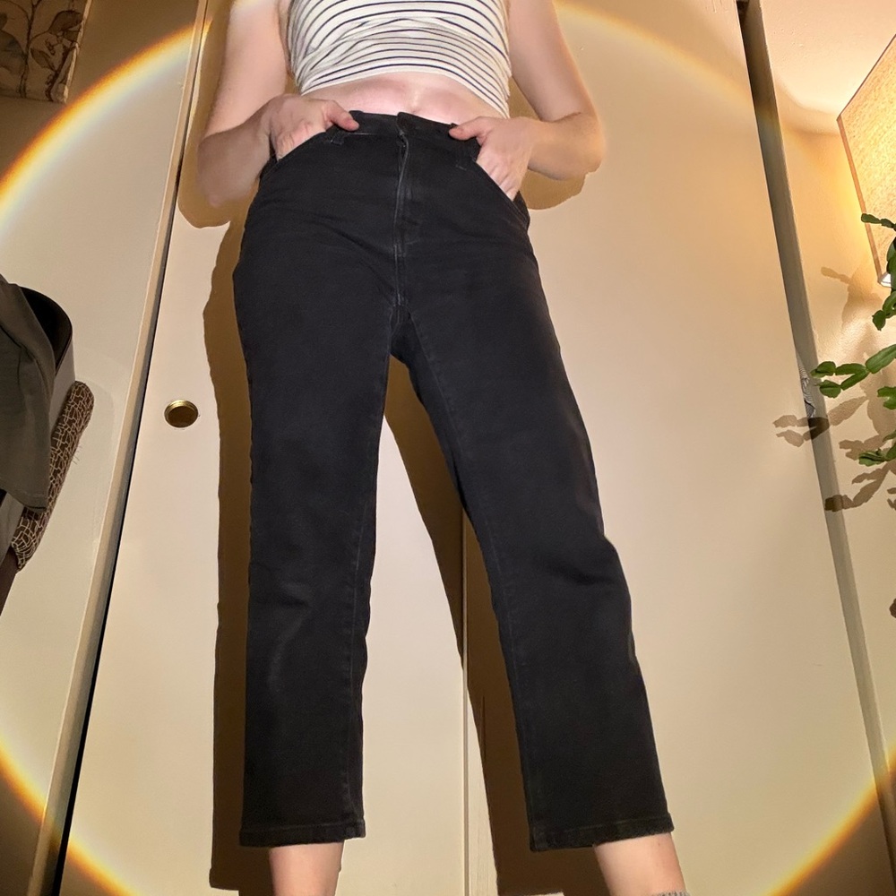 SO Women's Black Ankle Jeans